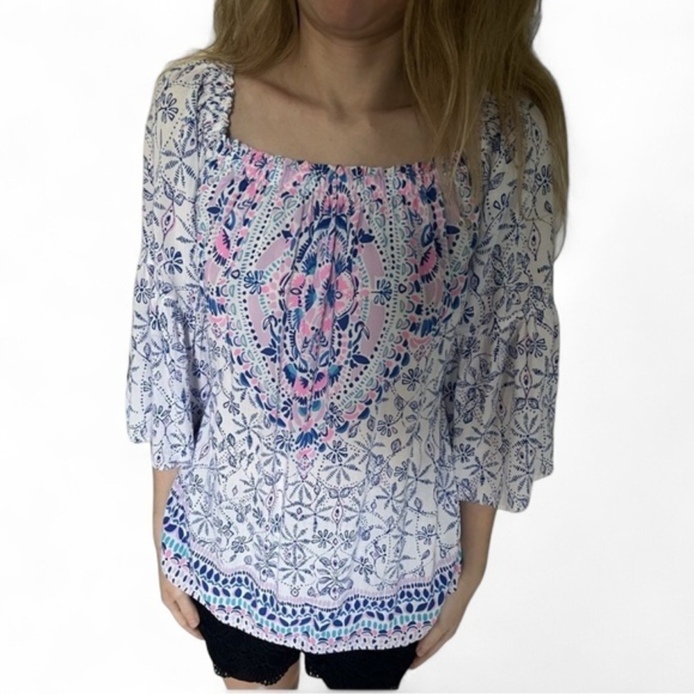 Lilly Pulitzer Nevie Top in Resort White. Size XS.  White, purple, blue and pink